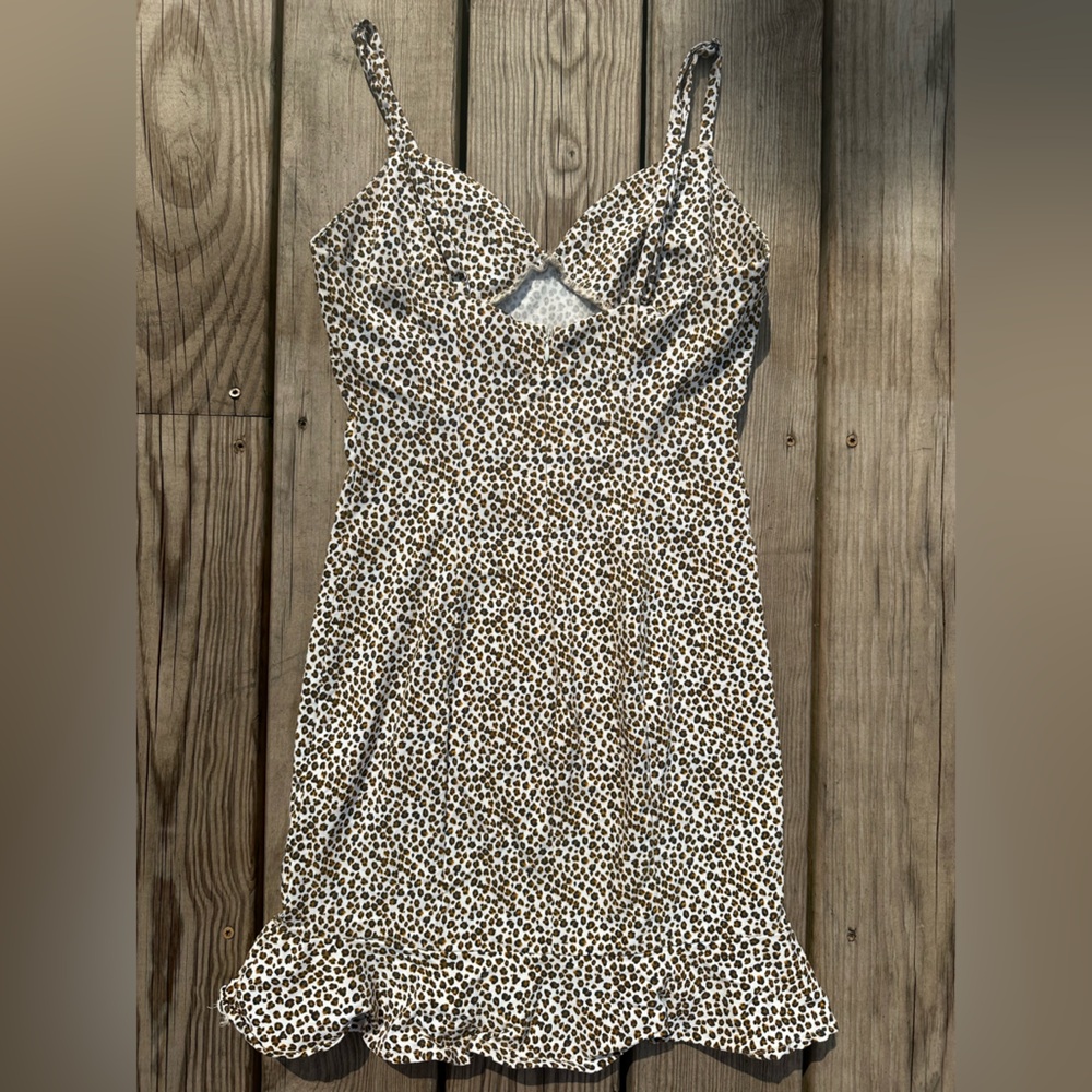 forever 21 animal print leopard bodycon mini dress with ruffled bottom - Picture 6 of 8